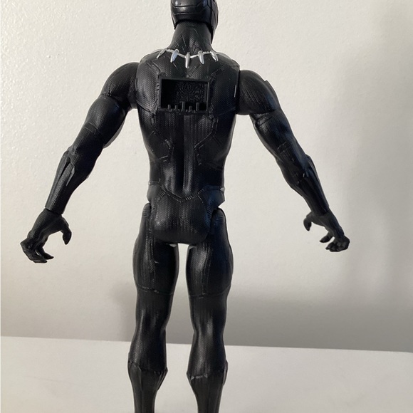 Hasbro Black Panther Action Figure - Picture 5 of 8
